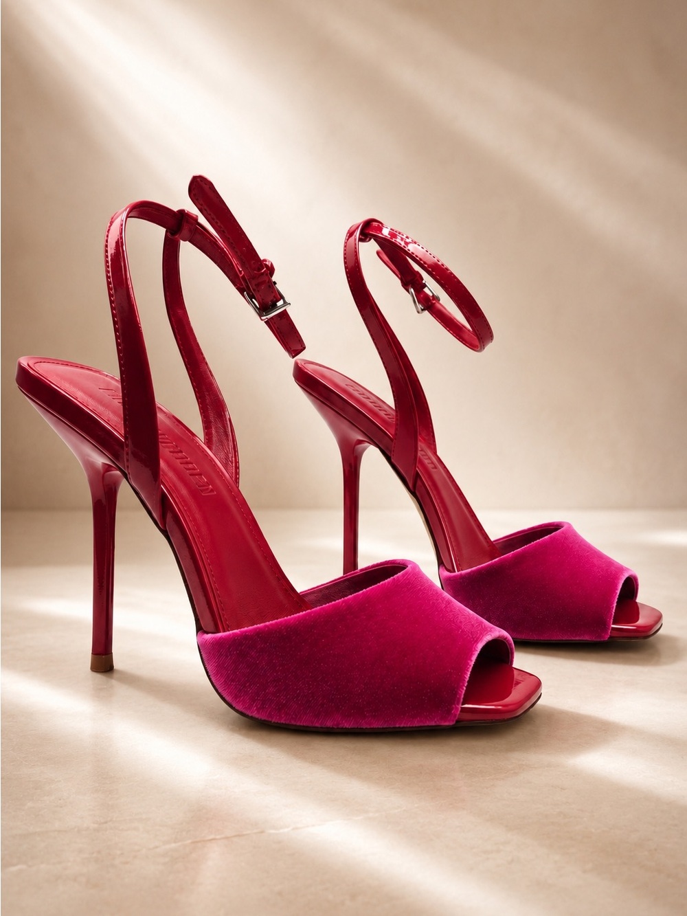 Steve Madden Red and Fuchsia Lilac Two-Piece Dress Sandals Size 7